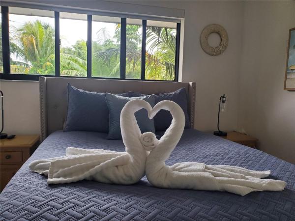 Harbour Heights, 2009 Admirals Way, Fort Lauderdale, Florida 33316, image 1