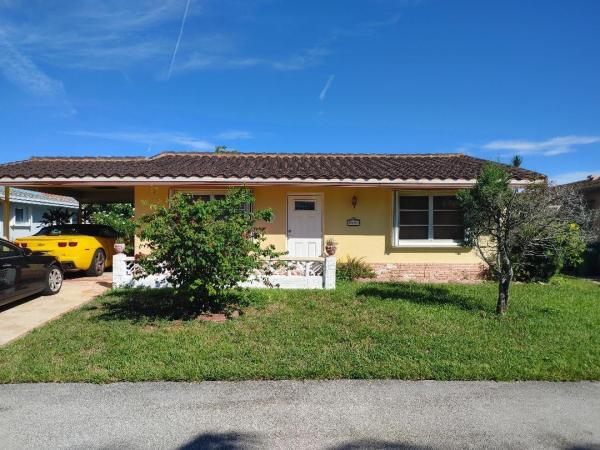 Mainlands Of Tamarac Lakes, 5004 NW 49th Rd, Tamarac, Florida 33319, image 1