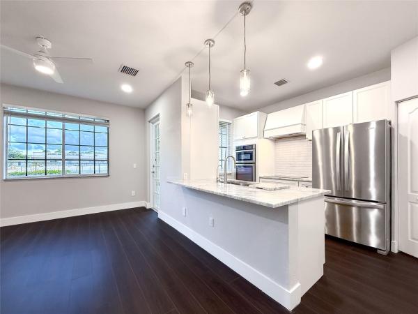 Marsh Harbour, 2033 Nassau Dr #2033, Riviera Beach, Florida 33404, image 1
