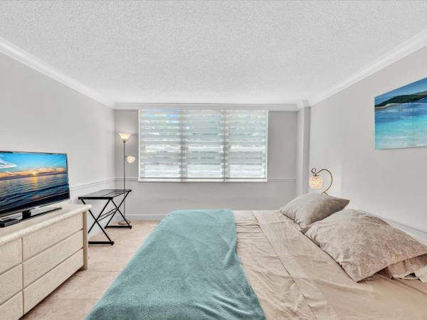 Opal Towers East, 1147 Hillsboro Mile #408, Hillsboro Beach, Florida 33062, image 1