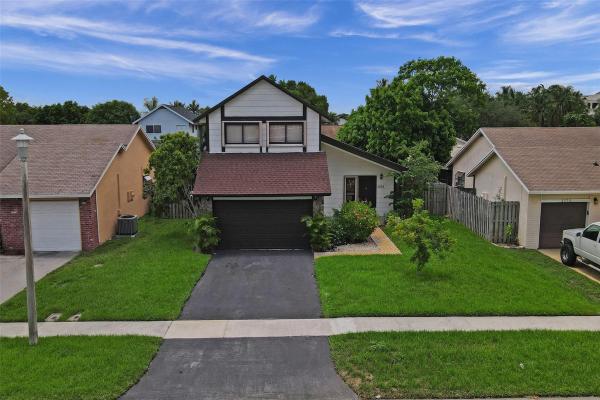 Joshlee, 3253 NW 104th Ave, Sunrise, Florida 33351, image 1
