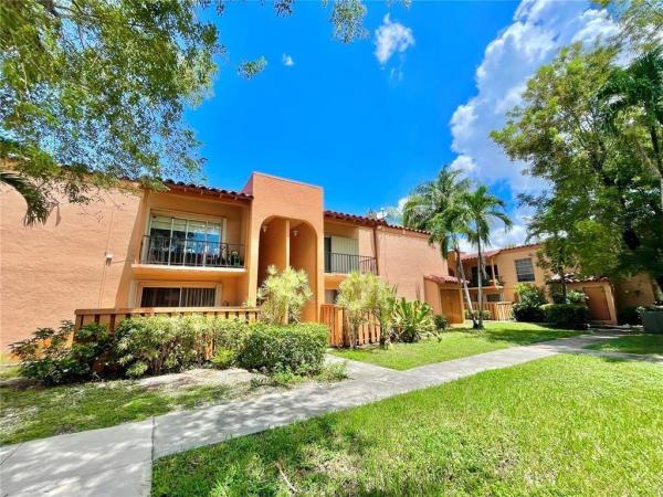 Cypress Village, 7120 Fairway Dr #L3, Miami Lakes, Florida 33014, image 1
