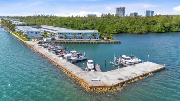 The Fairmont House, 2700 NE 135 St 34, North Miami, Florida 33181, image 1