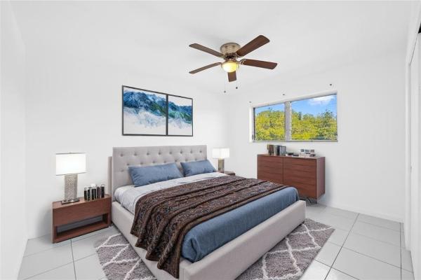 The Fairmont House, 2700 NE 135th St #34, North Miami, Florida 33181, image 1