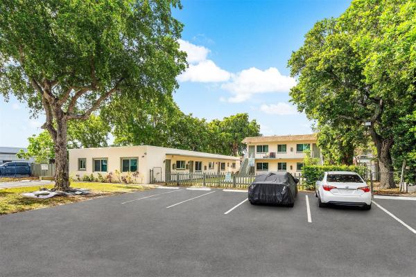 Fairview, 620 SW 7th St 1-7, Pompano Beach, Florida 33060, image 1