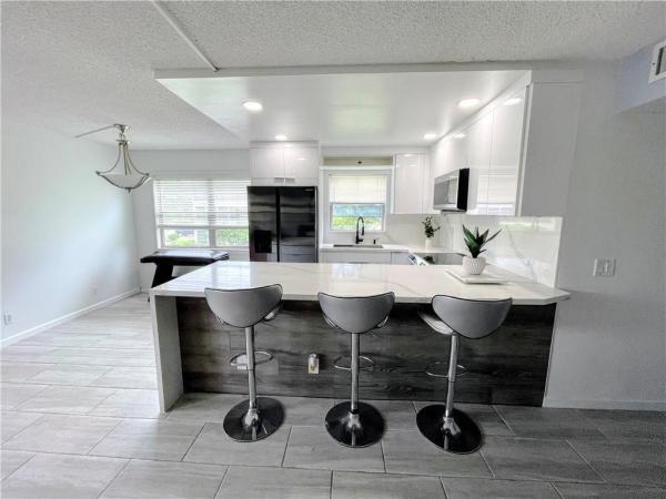 Mansfield At Century Village, 393 Mansfield J, Boca Raton, Florida 33434, image 1