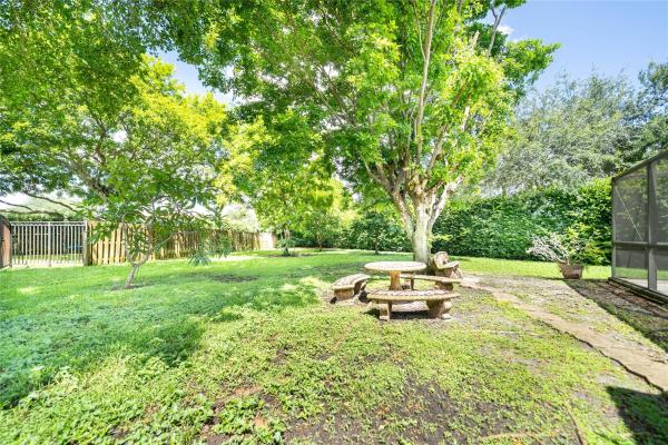 Lake Glenn Ellen, 8635 Menteith Ter, Miami Lakes, Florida 33016, image 3