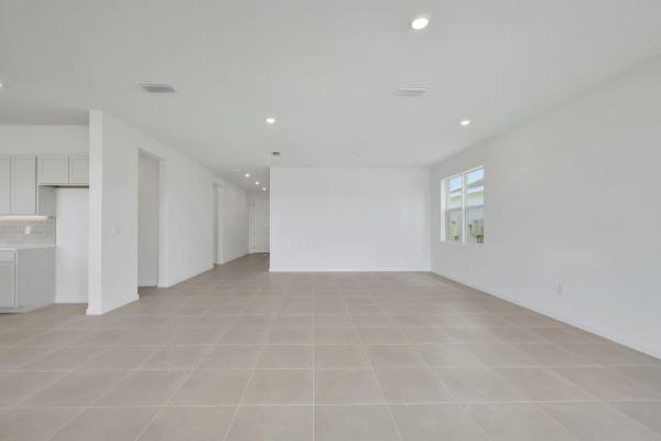 10692 NW Suncrest Lp, Port St. Lucie, Florida 34987, image 3