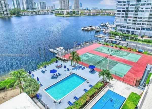 Commodore Plaza Tower, 2750 NE 183rd St 1401, Aventura, Florida 33160, image 1