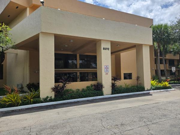 Jacaranda Heights, 8592 W Sunrise Blvd #416, Plantation, Florida 33322, image 1