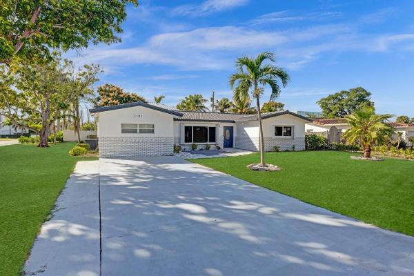 Boca Villas Heights, 1101 NE 4th Ave, Boca Raton, Florida 33432, image 1