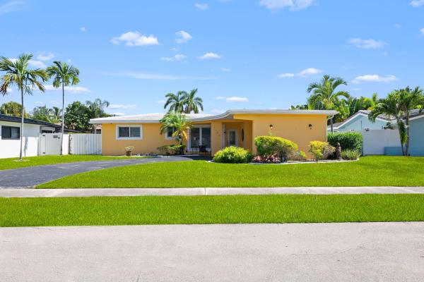 Imperial Point, 2144 NE 61st Ct, Fort Lauderdale, Florida 33308, image 1