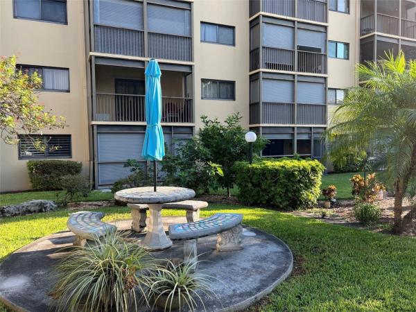 Garden Aire Village, 2601 NE 14th Street Cswy #127, Pompano Beach, Florida 33062, image 1