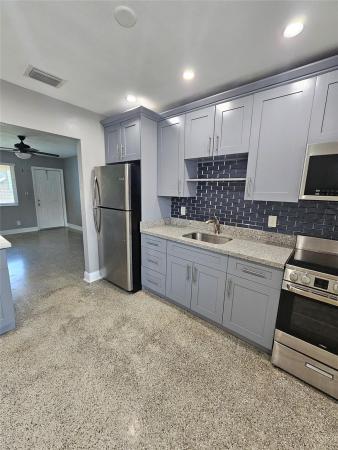 Victory Heights, 325 Phippen Rd #2, Dania Beach, Florida 33004, image 1