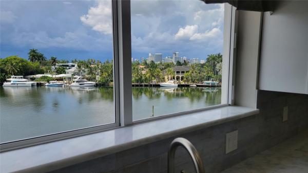 The Four Seasons, 333 Sunset Dr #208, Fort Lauderdale, Florida 33301, image 1