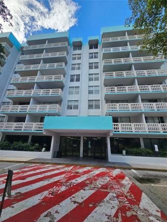 Parkway Towers, 15600 NW 7th Ave #402, Golden Glades, Florida 33169, image 1