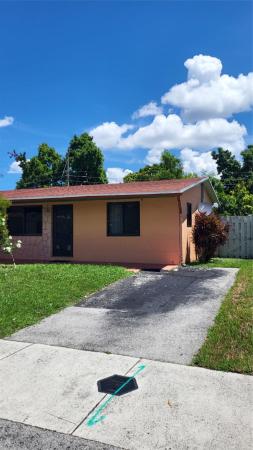 Broadview Country Club Estates, 1936 SW 67th Ave, North Lauderdale, Florida 33068, image 1