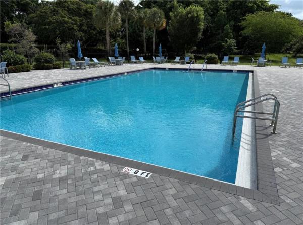 Victoria Village, 2903 SE Victoria Cir #03, Coconut Creek, Florida 33066, image 1