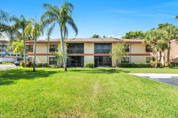 4125 S Carambola Cir #2126, Pompano Beach, Florida 33066, image 1