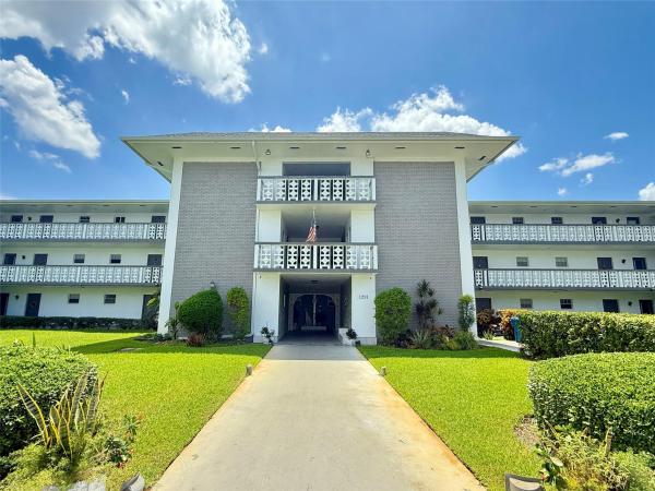 Hillcrest, 1201 Hillcrest Ct #109, Hollywood, Florida 33021, image 1