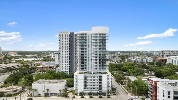 Strada 315, 315 NE 3rd Ave #1808, Fort Lauderdale, Florida 33301, image 3