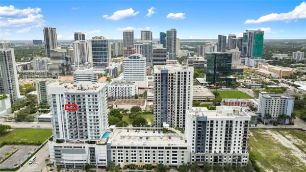 Strada 315, 315 NE 3rd Ave #1808, Fort Lauderdale, Florida 33301, image 2