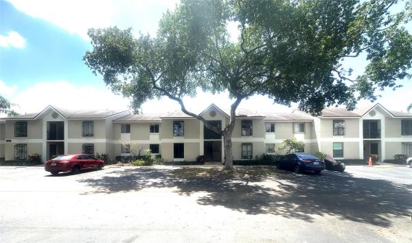 The Gardens North At Palm-Aire, 717 Gardens Dr #103, Pompano Beach, Florida 33069, image 1