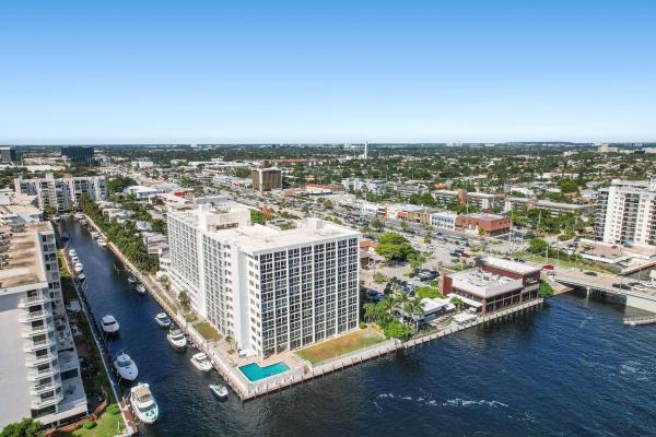Royal Mariner, 3100 NE 49th St #1010, Fort Lauderdale, Florida 33308, image 1