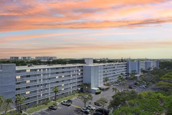 Boca Teeca, 5700 NW 2nd Ave #704, Boca Raton, Florida 33487, image 1