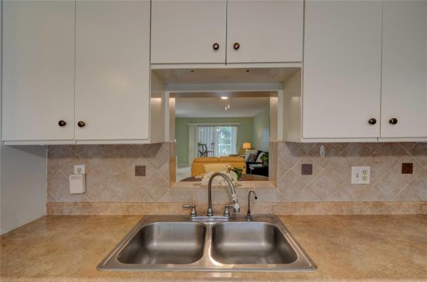 Portofino Village, 3102 Portofino Pt #K3, Coconut Creek, Florida 33066, image 2