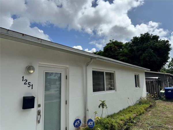 1251 NE 208th Ter, Miami, Florida 33179, image 1