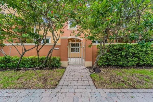 5013 Neptune Ln #2202, Fort Lauderdale, Florida 33312, image 1