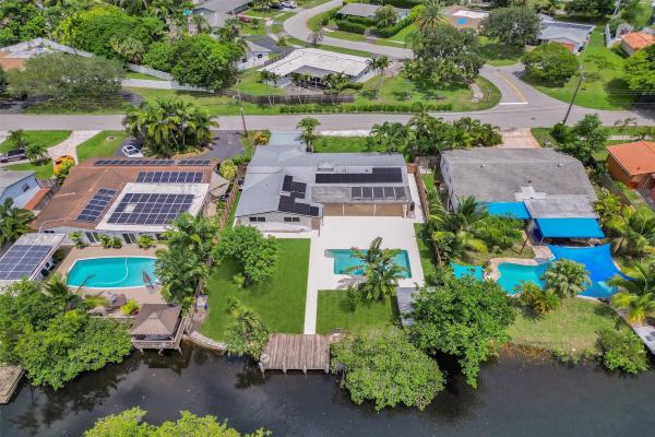2615 NW 9th Ter, Wilton Manors, Florida 33311, image 1