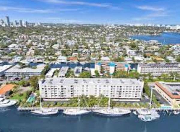 Plaza 15, 1600 SE 15th St #514, Fort Lauderdale, Florida 33316, image 1