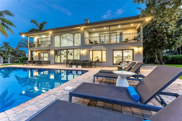 Sunrise Key, 616 1st Key Dr, Fort Lauderdale, Florida 33304, image 1