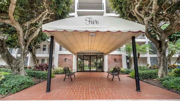 Palm-Aire Country Club 1, 2950 N Palm Aire Dr #206, Pompano Beach, Florida 33069, image 1