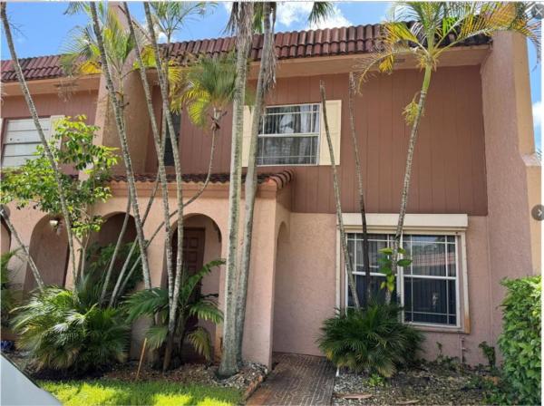 25 Laredo Pl, Fort Lauderdale, Florida 33324, image 1