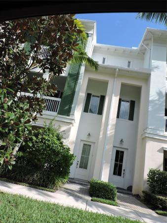 Alton, 7114 Edison Pl #3, Palm Beach Gardens, Florida 33418, image 1