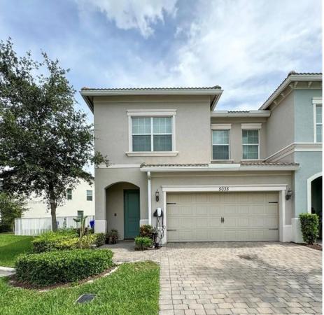 Parkview At Hillcrest, 5035 Eucalyptus Dr #4, Hollywood, Florida 33021, image 1