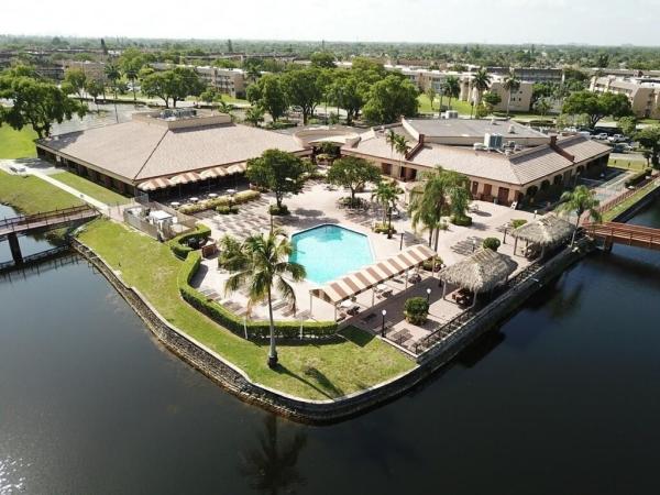 Sunrise Lakes 3, 9261 Sunrise Lakes Blvd #212, Sunrise, Florida 33322, image 2