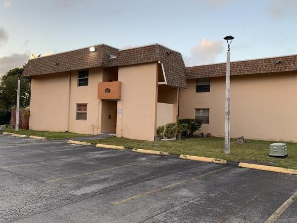 890 SW 129th Pl #209, Unincorporated Dade County, Florida 33184, image 1