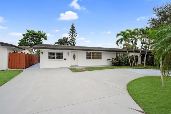 Boulevard Heights, 8461 NW 14th St, Pembroke Pines, Florida 33024, image 1