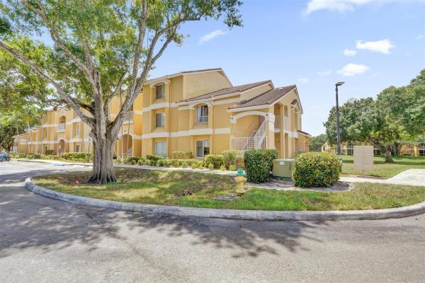 Sailboat Pointe, 2371 NW 33rd St #706, Oakland Park, Florida 33309, image 1