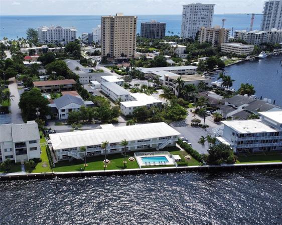 Fairbanks Terrace, 1105 S Riverside Dr #205, Pompano Beach, Florida 33062, image 2