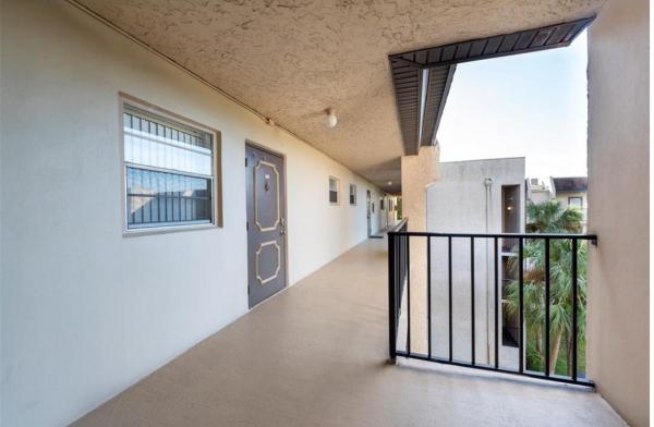 Lagoon Place, 9230 Lagoon Pl #408, Davie, Florida 33324, image 1