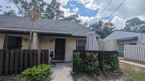 Southern Courtyard, 2005 Oleander Blvd #D, Fort Pierce, Florida 34950, image 1