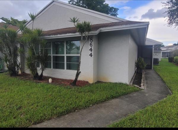 Alpine Woods Estates, 8644 Bridle Path Ct #200, Davie, Florida 33328, image 1
