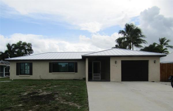 632 SE Essex Dr, Port St. Lucie, Florida 34984, image 1