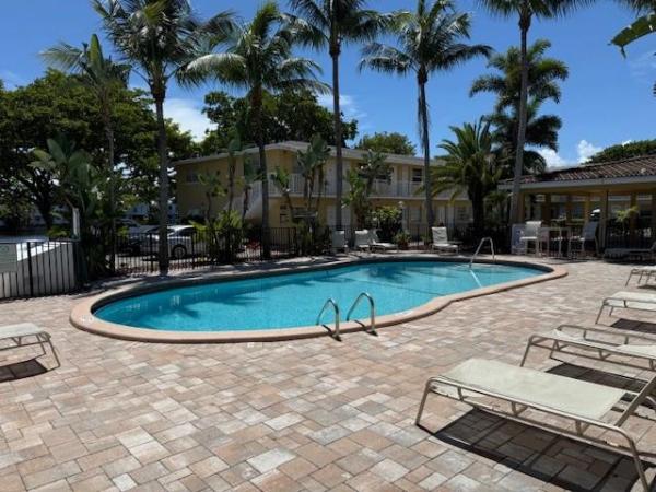 Azul At Kimberly Lake, 4050 NE 12th Ter #13, Fort Lauderdale, Florida 33334, image 1