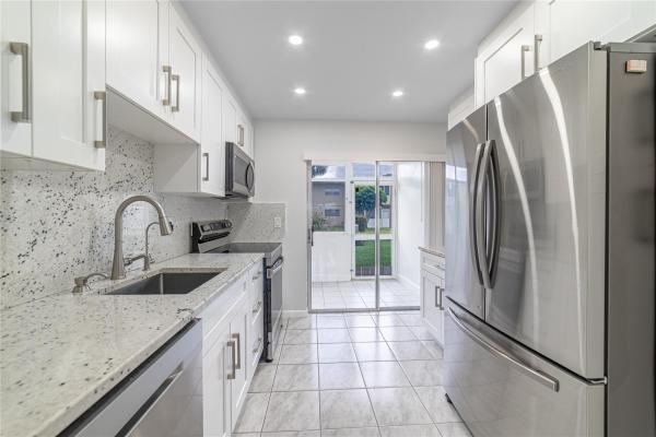 Oriole Gardens 2, 600 NW 80th Ave #105, Margate, Florida 33063, image 1